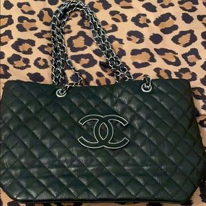 Woman’s tote bag fun bag